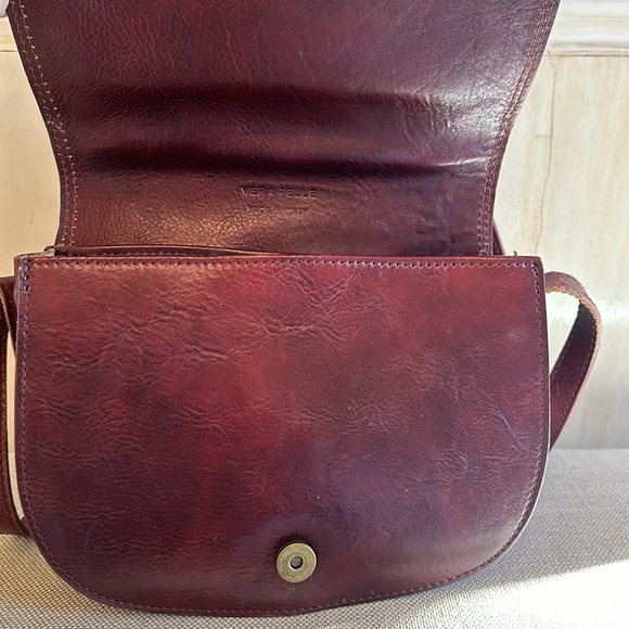Italian crossbody bag - Picture 2 of 6